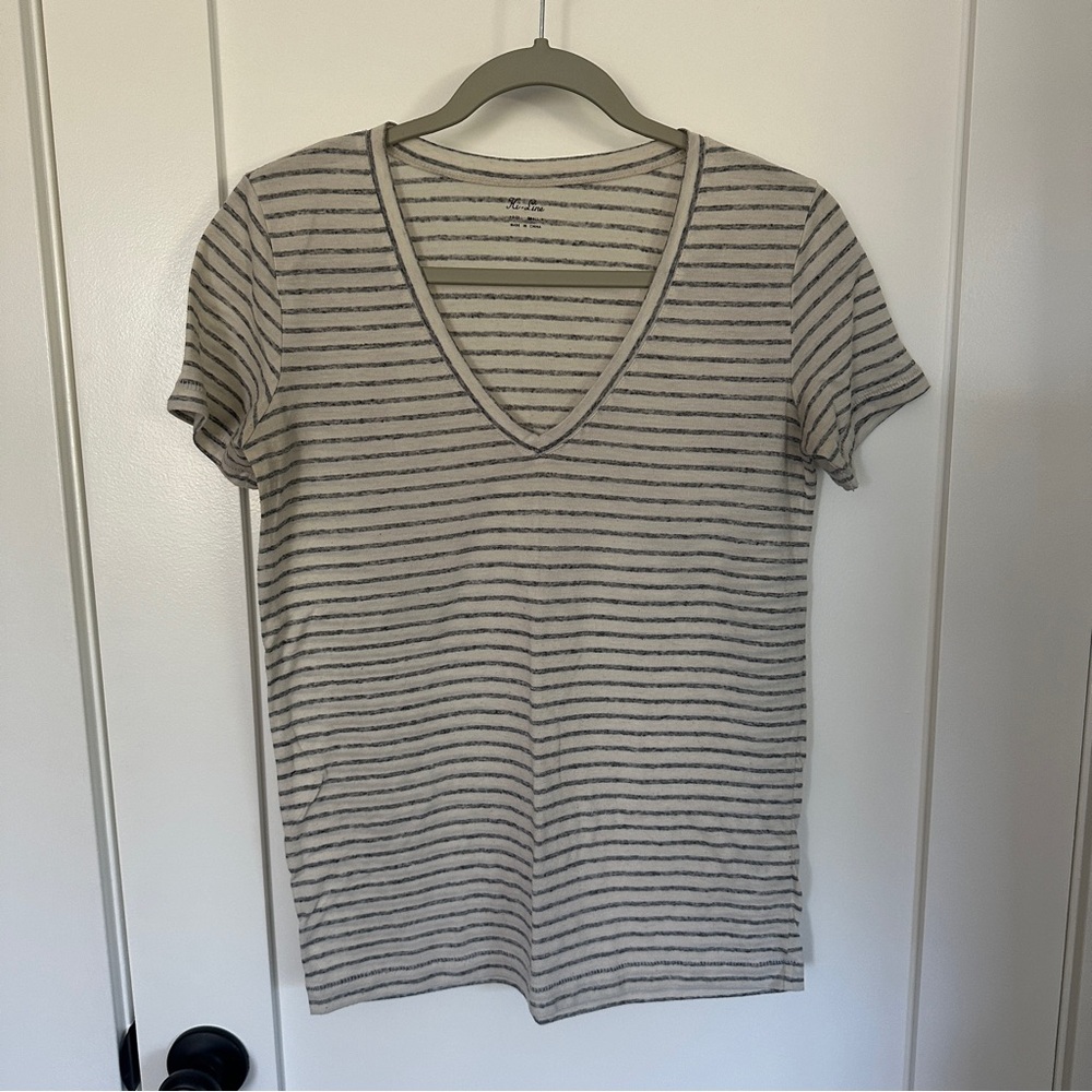 Madewell cream/grey striped v-neck t-shirt, S, GUC